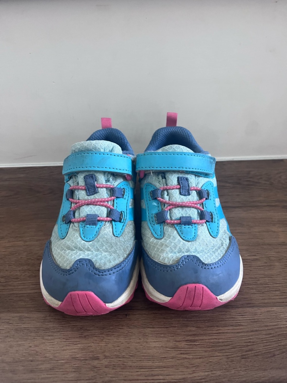 Merrell Moab Speed2 Girls size 10 waterproof hiking shoe.
